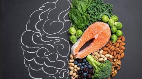 Trí nhớ tốt hơn khi về già nhờ 5 nhóm thực phẩm