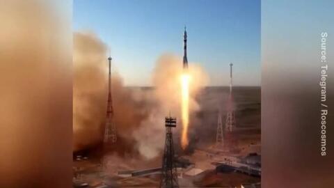 Xem Nga phóng tàu vũ trụ Soyuz có người lái lên ISS