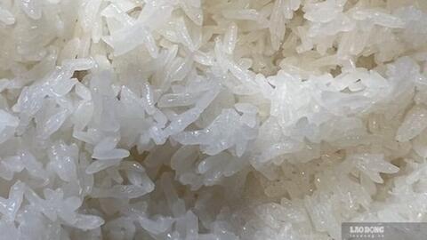 Ăn cơm trắng vừa đủ để không ảnh hưởng tới gan