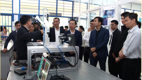 Nâng cao năng lực quản trị cho người đứng đầu cơ sở giáo dục trong bối cảnh mới