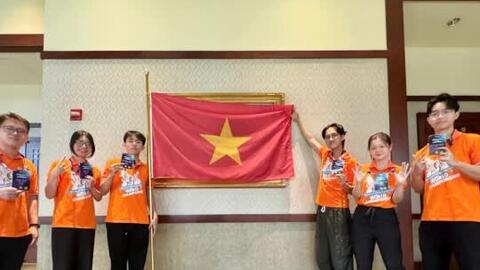 Nam sinh chuyên Anh vào top 9 thế giới cuộc thi Tin học văn phòng