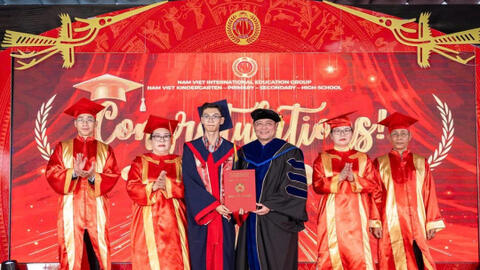 Nam sinh Trường Nam Việt đạt thủ khoa Khoa Toán-Kinh tế bằng năng lực tự học