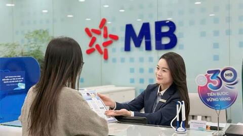 Lãi suất hôm nay: Ngân hàng mạnh tay cộng thêm lãi suất tiết kiệm