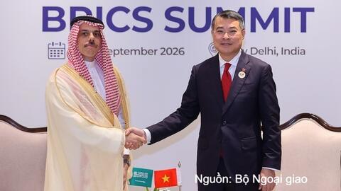 Thủ tướng Lê Minh Hưng tiếp Hoàng thân, Bộ trưởng Ngoại giao Saudi Arabia