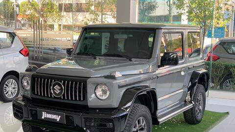 Suzuki Jimny độ kiểu G 63 giá 999 triệu tại đại lý: Thay nhiều chi tiết, có xe giao sớm cho khách Việt chơi Tết