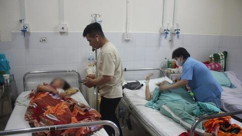 Nguyên nhân gây ngộ độc sau khi ăn cơm gà Trâm Anh