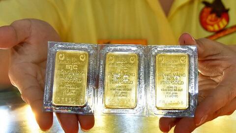 NHNN kiến nghị bỏ độc quyền vàng miếng, vàng SJC sớm mất giá?