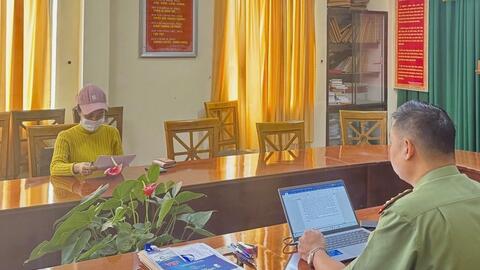 Triệu tập người rao bán giấy mời lễ khai mạc Festival hoa Đà Lạt