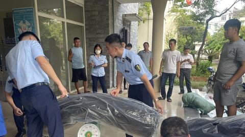 Hà Nội: Phát hiện hàng ngàn sản phẩm vi phạm tại xã Phù Đổng