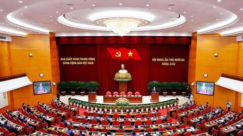 Tiếp tục xây dựng và hoàn thiện toàn diện, đồng bộ thể chế phát triển nhanh, bền vững đất nước