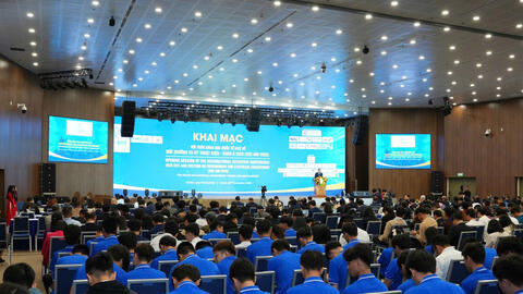 Khai mạc hội thảo quốc tế về môi trường và kỹ thuật điện