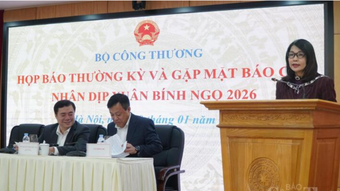 Đẩy mạnh phát triển công nghiệp - thương mại thực hiện mục tiêu tăng trưởng 2 con số