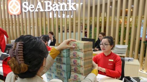 Ngân hàng tăng tốc vốn, cổ tức tiếp tục “nóng”