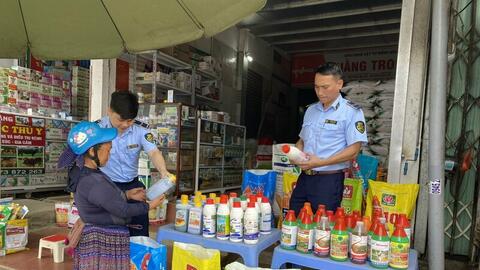 Lào Cai: Chủ động ngăn chặn hành vi nhập lậu vật tư nông nghiệp