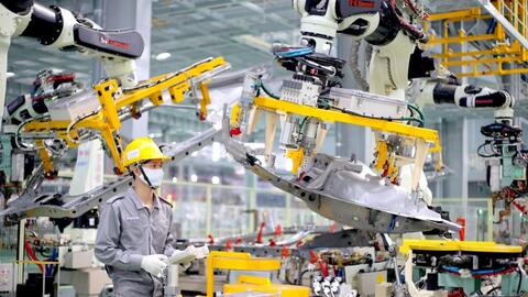 Giải bài toán huy động nguồn lực để đạt tăng trưởng 2 con số