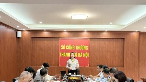 Ban Chỉ đạo 389 Thành phố Hà Nội siết chống buôn lậu, hàng giả trong cao điểm cuối năm