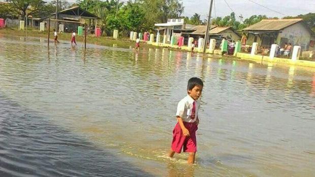 Biến đổi khí hậu là nguyên nhân của hơn 7.000 thảm họa thiên nhiên trong vòng 20 năm - Ảnh 1. Biến đổi khí hậu là nguyên nhân của hơn 7.000 thảm họa thiên nhiên trong vòng 20 năm - Ảnh 1.