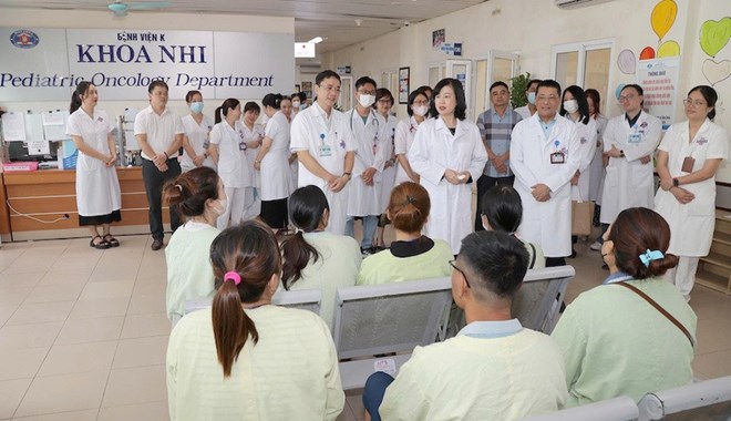 Bộ trưởng Bộ Y tế nói về lộ trình miễn viện phí toàn dân