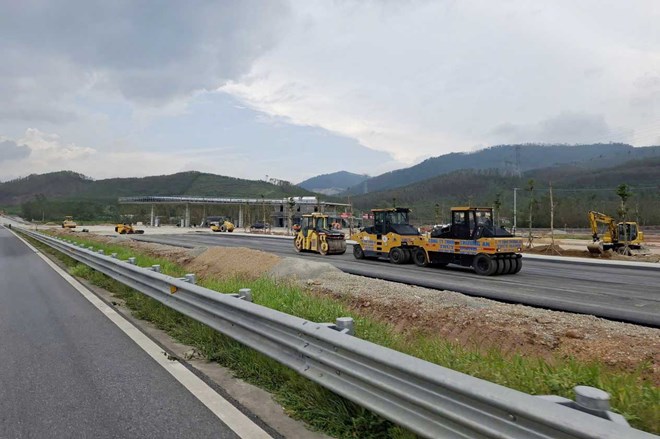 Mong sớm giao mốc giải phóng mặt bằng thực địa dự án đường sắt tốc độ cao