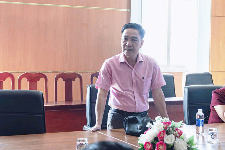 PGS.TS Nguyễn Trung Cang, Phó Hiệu trưởng Trường Đại học Kiên Giang phát biểu tại hội thảo. khom-kgu-2.jpg