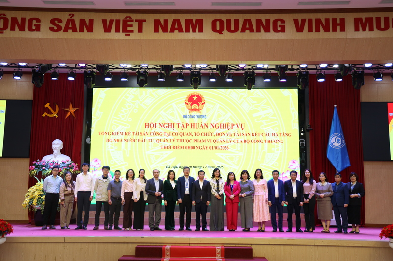 Các đại biểu chụp ảnh chung