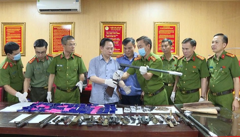 Từ đầu năm 2025 đến hết tháng 1/2026, lực lượng Công an Thanh Hóa đã vận động thu hồi 2.326 khẩu súng, 2.520 viên đạn. Ảnh: Công an Thanh Hóa