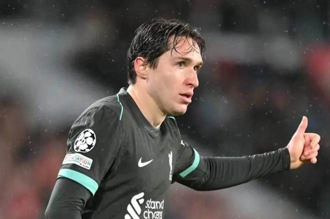 Federico Chiesa hé lộ vai trò mới dưới thời Andoni Iraola