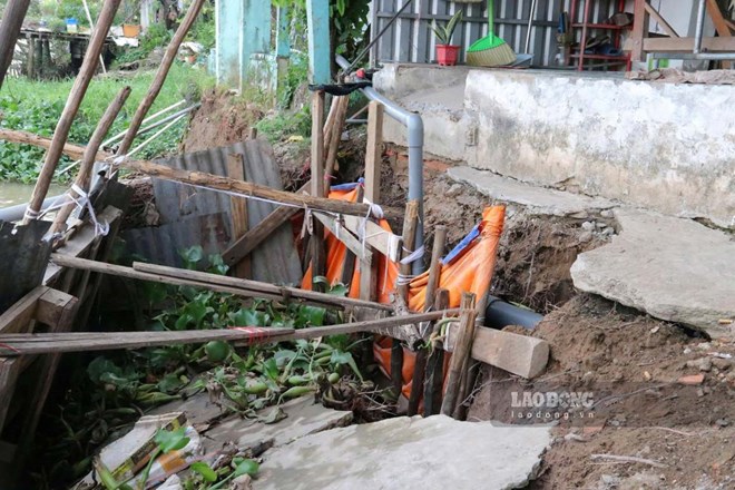 Sạt lở bờ sông Trà Nóc, hơn 130 hộ dân bị ảnh hưởng trực tiếp