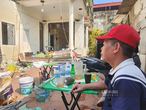 Người dân tháo dỡ nhà bàn giao mặt bằng dự án mở đường nối Phạm Hùng - Lê Đức Thọ. Ảnh: Minh Hạnh chụp ngày 20.9.2026