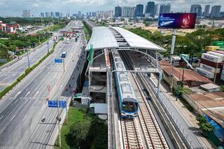 <a href="/giao-thong-van-tai" title="Giao thông vận tải" rel="dofollow">Giao thông vận tải</a>