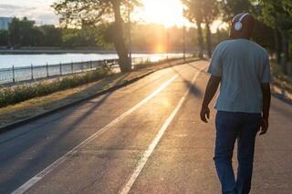 <a href="/y-te" title="Y tế" rel="dofollow">Y tế</a>