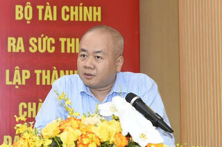 <a href="/thoi-su" title="Thời sự" rel="dofollow">Thời Sự</a>