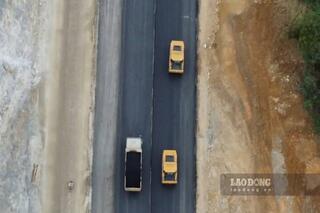 <a href="/giao-thong-van-tai" title="Giao thông vận tải" rel="dofollow">Giao thông vận tải</a>