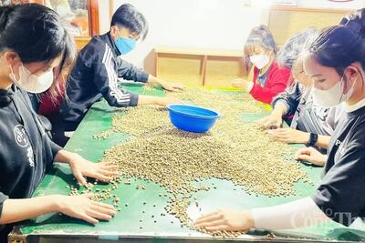 <a href="/tiep-thi" title="Tiếp thị" rel="dofollow">Tiếp thị</a>