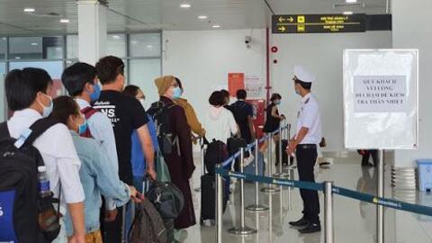Hành khách đi lại bằng máy bay dịp Tết Nguyên đán cần chuẩn bị những gì?