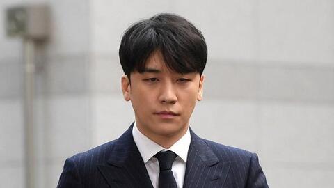 Seungri (BIGBANG) thừa nhận mọi tội danh, bị phạt 21,6 tỷ đồng
