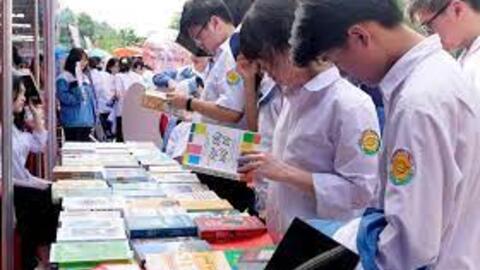 Lào Cai: Trường học hưởng ứng Ngày sách và Văn hóa đọc Việt Nam