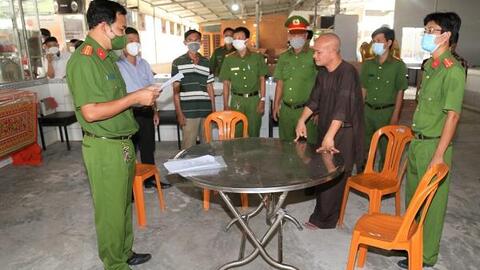Bắt tạm giam kẻ giả nhà sư hành hung gây thương tích nhiều trẻ em