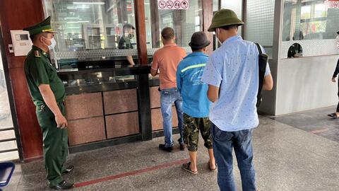 "Nới lỏng" hoạt động xuất nhập cảnh qua Cửa khẩu tại Quảng Trị