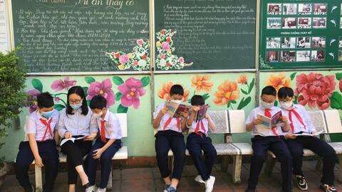 Khi đến trường có cô là mẹ