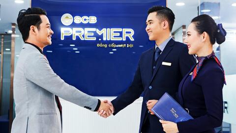 SCB đồng hành cùng khách hàng trung niên