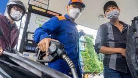 Chuyên gia Đinh Trọng Thịnh: ‘Đề xuất rút ngắn kỳ điều chỉnh xăng dầu không khả thi’