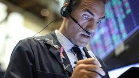 Dow Jones giảm 4 ngày liên tiếp, Phố Wall vẫn chưa phá được thế bế tắc