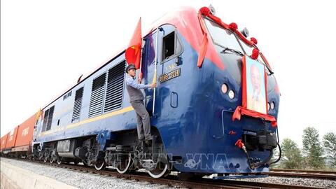 Thị phần vận tải đường sắt ngày càng giảm sút, chính sách ưu đãi chưa được triển khai