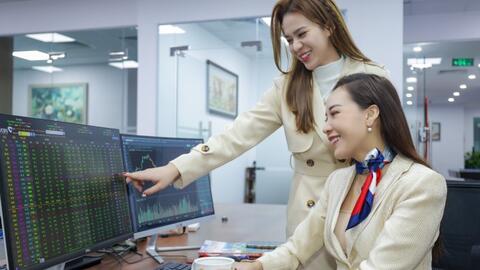 Bớt áp lực từ bên ngoài, VN-Index sẽ tiếp tục hồi phục trong ngắn hạn?
