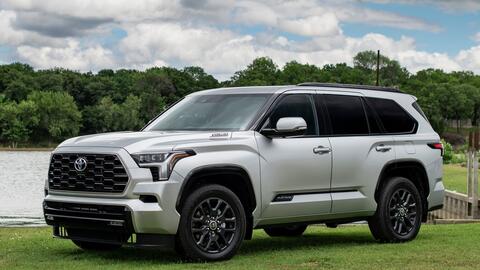 Đại lý tư nhân chào bán Toyota Sequoia giá hơn 7 tỷ: SUV full-size phổ thông nhưng đắt hơn GLS và X7 tại Việt Nam