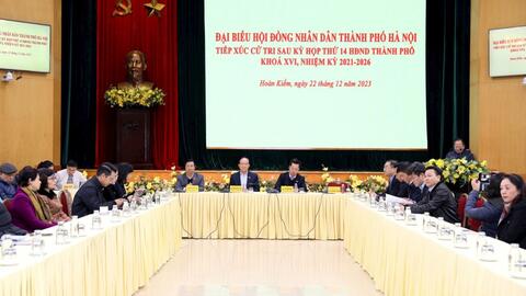 Cần quản lý chặt không gian đi bộ quanh hồ Hoàn Kiếm
