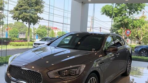 Xe lạ của KIA ở Việt Nam: Sang xịn như Mercedes S-Class, vừa giảm 1,2 tỷ đồng tranh khách với Camry