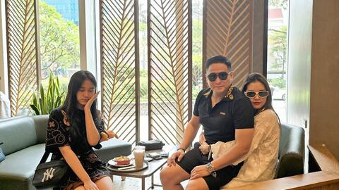 Nam thần Việt một thời đăng ảnh tình cảm với vợ kém 13 tuổi, kể lại tình huống như duyên trời định