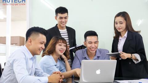 Nâng cao cơ hội thăng tiến với chương trình MBA Đại học Mở Malaysia